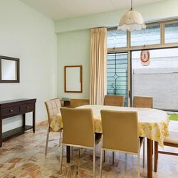 Simon Lane (D19), Terrace #504890301